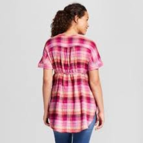 Isabel Maternity by Ingrid & Isabel Pink and Orange Plaid Button-Down Tunic - Picture 4 of 10